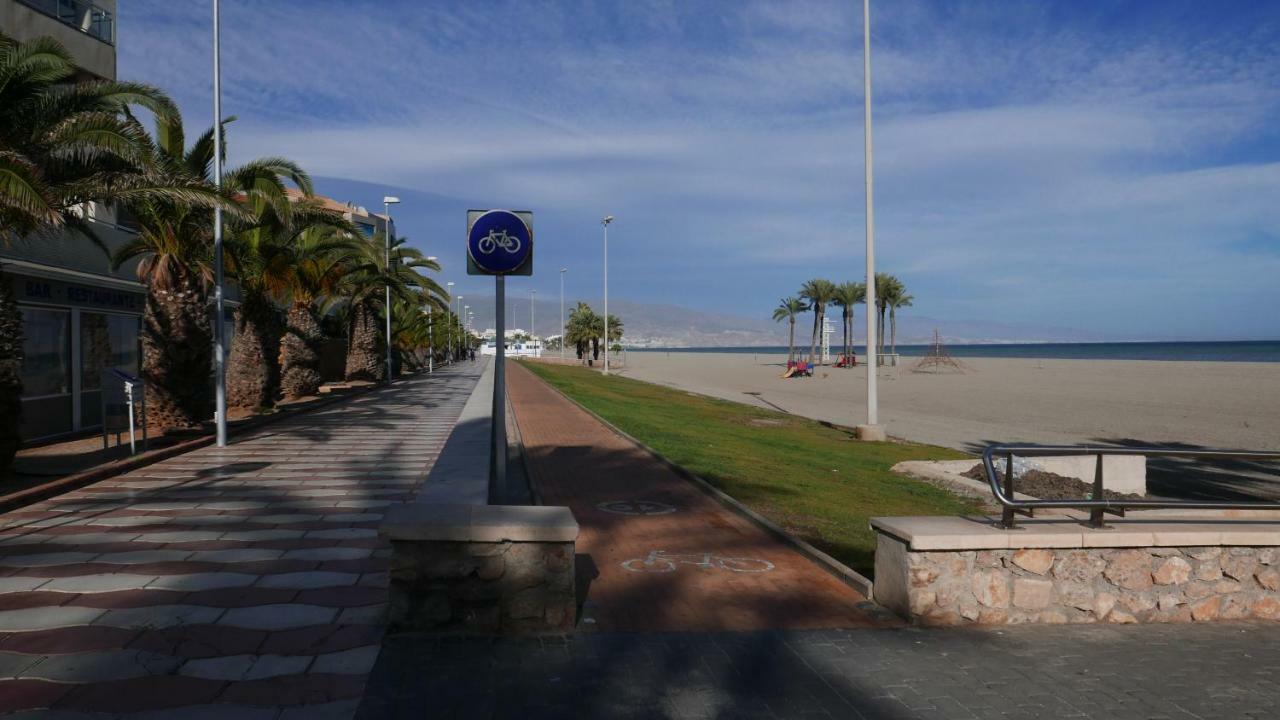 Apartamentos Roquetas Beach Roquetas de Mar Eksteriør billede